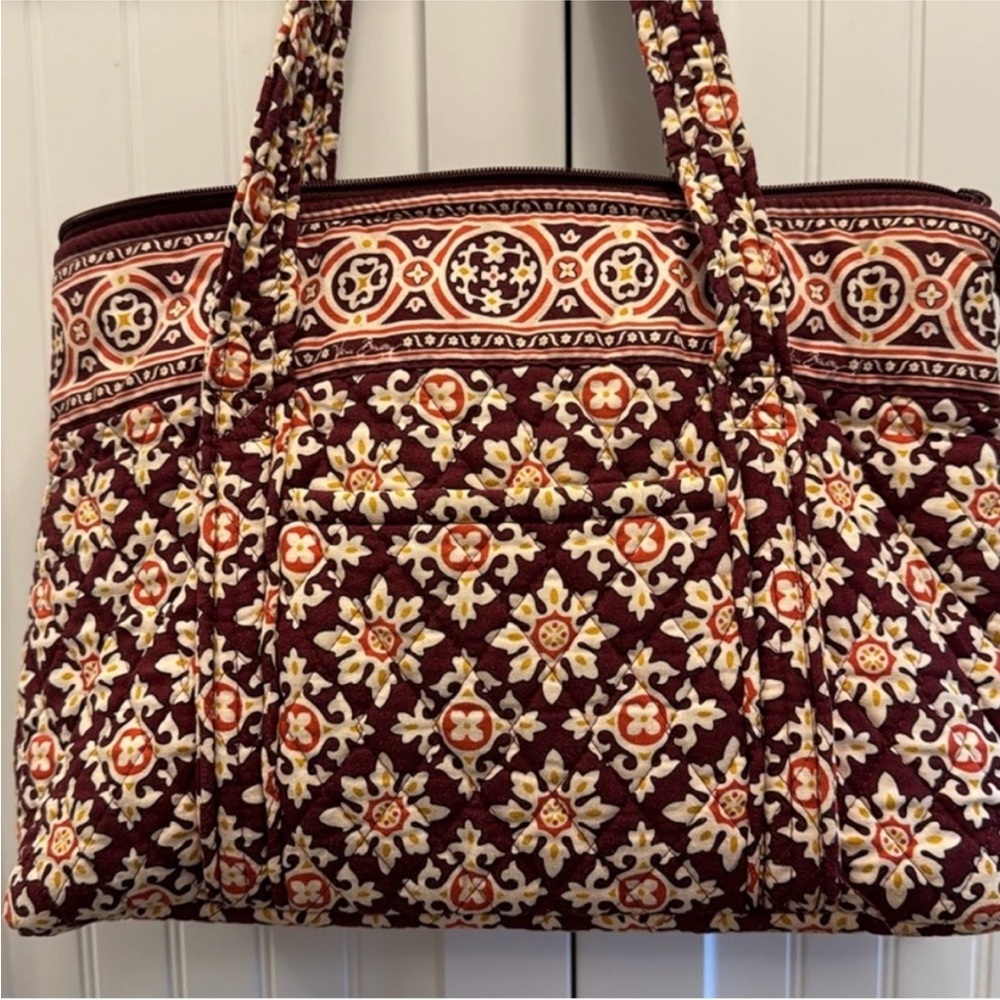 Vera Bradley quilted burgundy medallion zippered purse